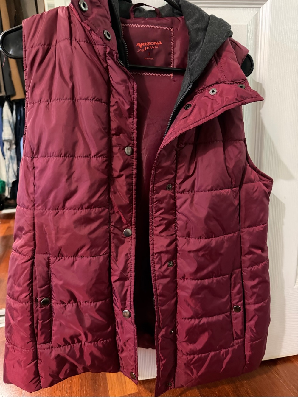 Arizona Jean Company Burgundy Quilted Hooded Vest